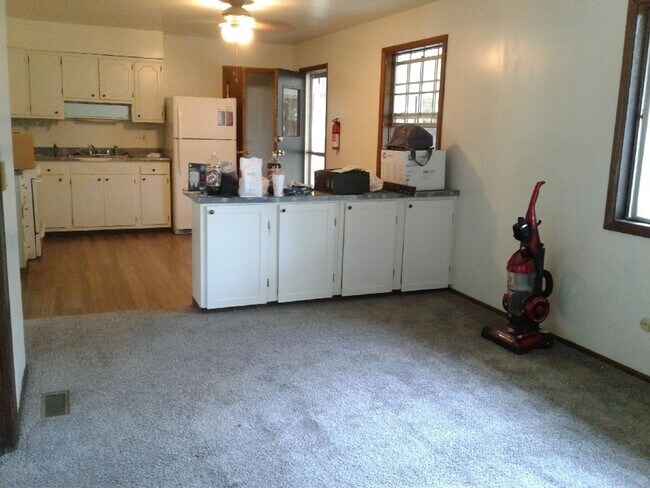 Photo - 3 bedroom, 2 bath House:  Available July 2...