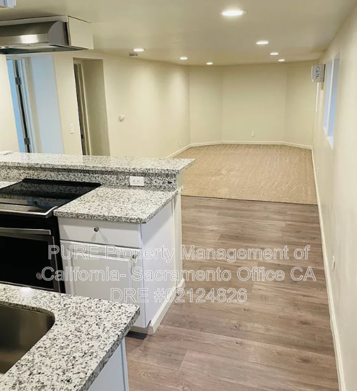 Photo - 3644 1st Ave
