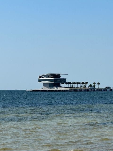 Building Photo - 1100 N Shore Dr NE Rental