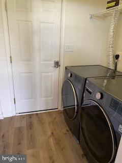 Photo - 1531 Oakley Ln