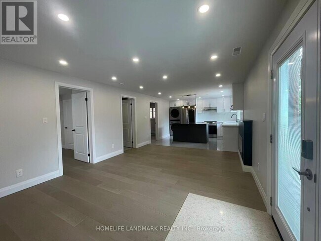 Photo - 17 Rosemeade Ave