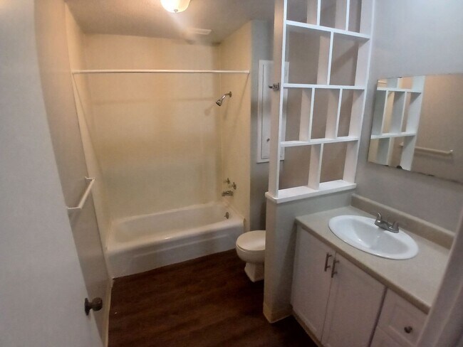 Photo - On-Site Laundry Unit 106-A