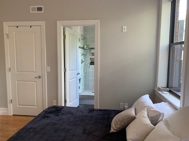 Photo - 678 Massachusetts Ave Unit 3