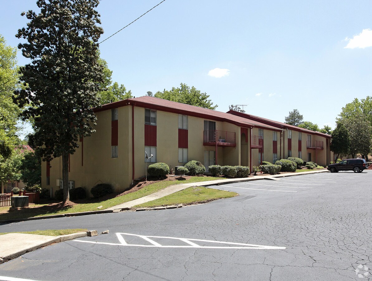 Photo - Magnolia Crossing