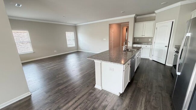 223 Ivyleaf Dr