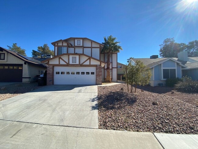 Great 3 Bedroom Henderson Home with Pool! - Great 3 Bedroom Henderson Home with Pool!