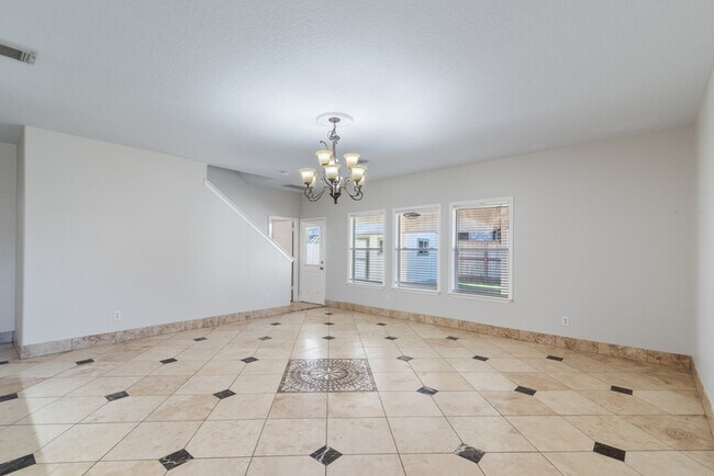 Photo - 15423 Day Trip Trail