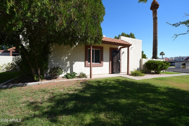 Photo - 6045 N 79th St