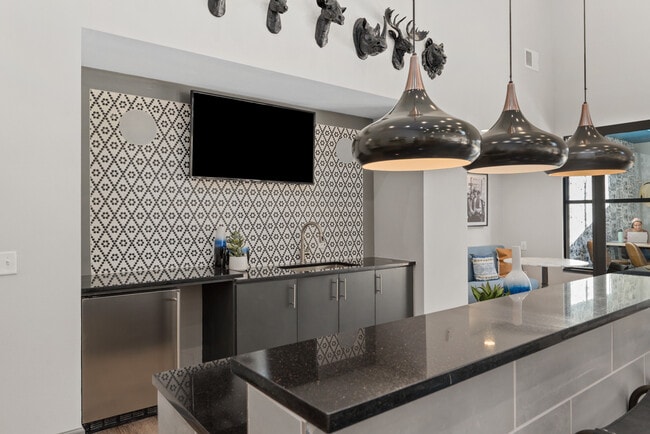 Photo - Northpoint Crossing