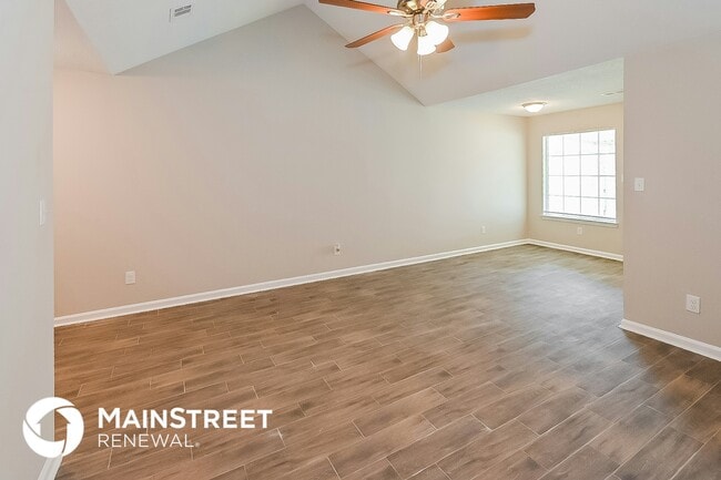 Photo - 6782 Kirkland Cove