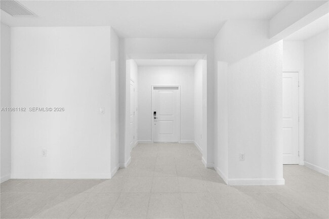 Photo - 2310 SE 28th Dr