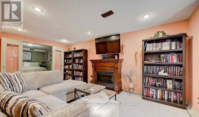 Photo - 608 Springview Dr