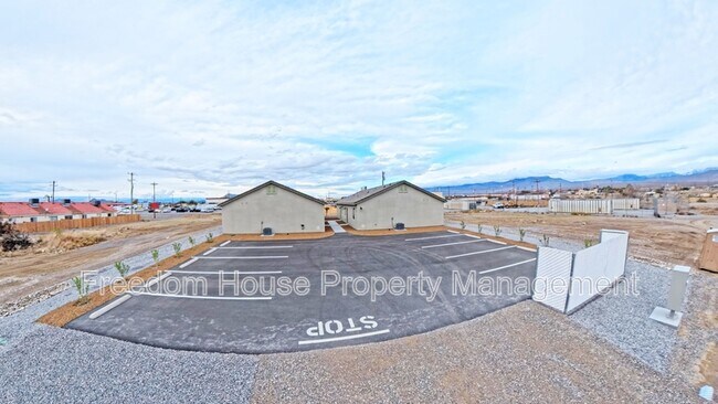 1340 Arrowhead St