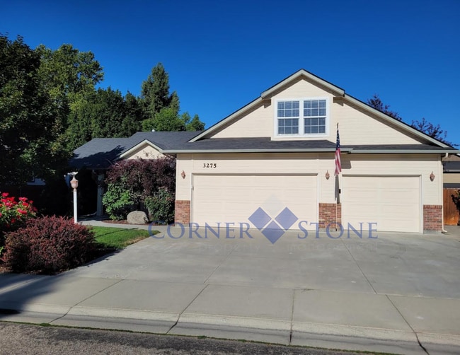 Building Photo - Beautiful Home with Bonus Room!