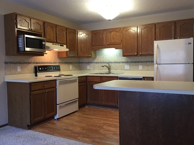 Building Photo - 5447 Babcock Trl Unit 105