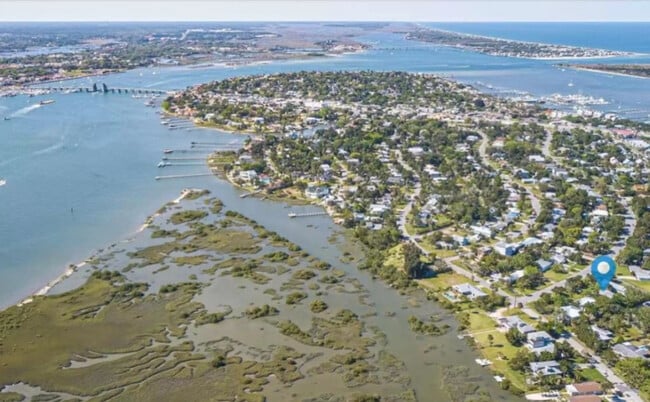 Building Photo - 144 Menendez Rd