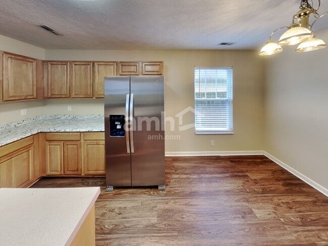 Photo - 119 Crestwood Ln