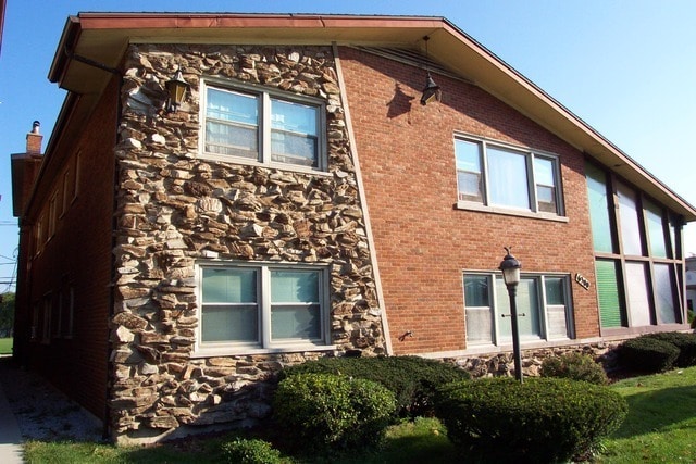 Photo - 6300 W 63rd St Condo Unit 9