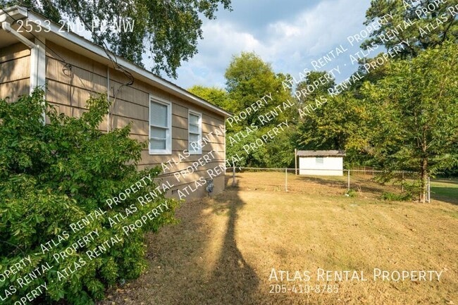 Photo - 2533 2nd Pl NW