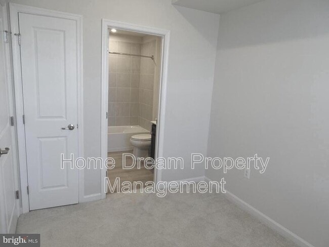 Photo - 1016 Trestle Dr