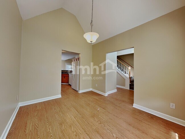 Photo - 3805 Lodgepole Ln