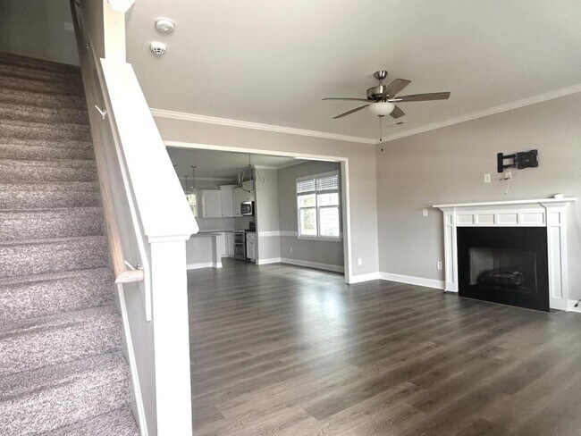 3355 Hopekirk Dr