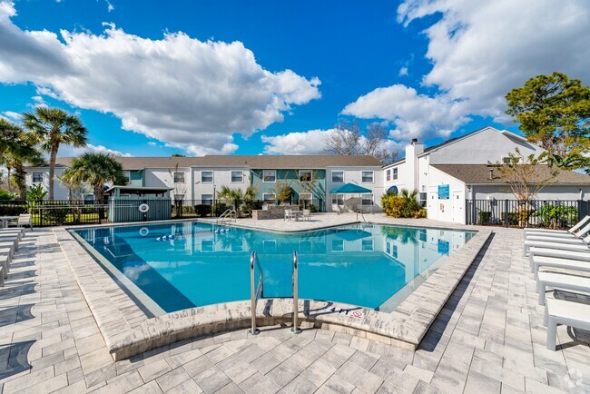 Building Photo - The Palms at Casselberry Rental