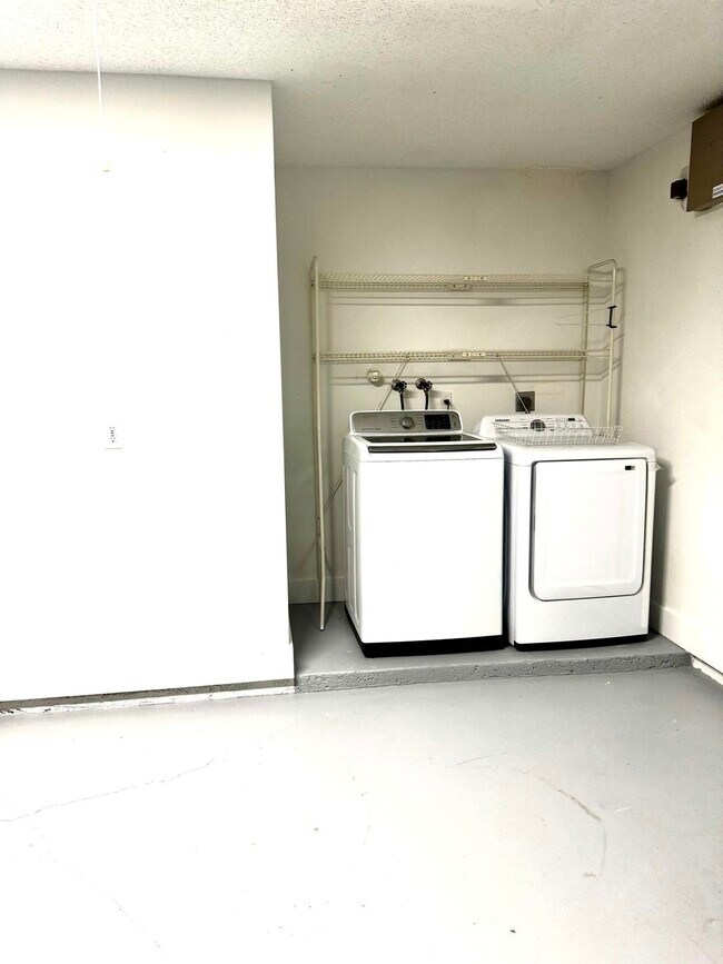 Photo - 1368 Waterway Cove Dr