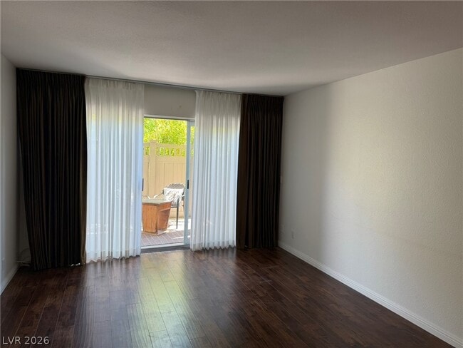 Photo - 650 Oakmont Ave Unit 2113