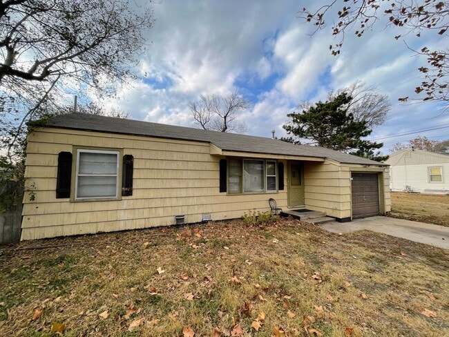 Photo - 1903 Cone St
