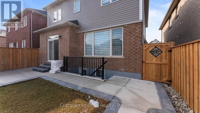Photo - 9 Price St
