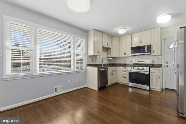 Photo - 5412 Nutting Dr