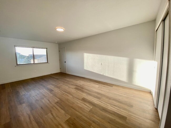 Photo - 3051 Hazel Ave