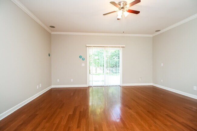 Photo - 1120 Tiger Woods Way