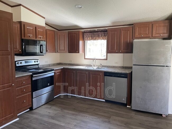 Building Photo - 17 N Lucky Ln