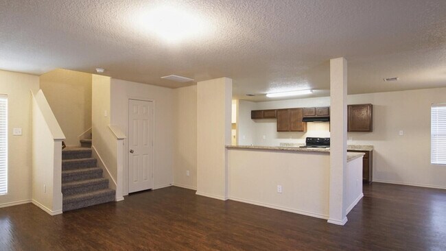 Photo - 7510 Spanish Dagger