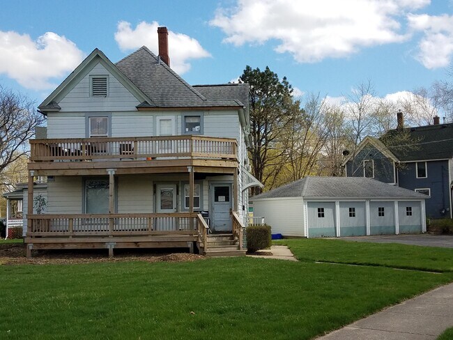 Photo - 304 S Madison St Unit 1B