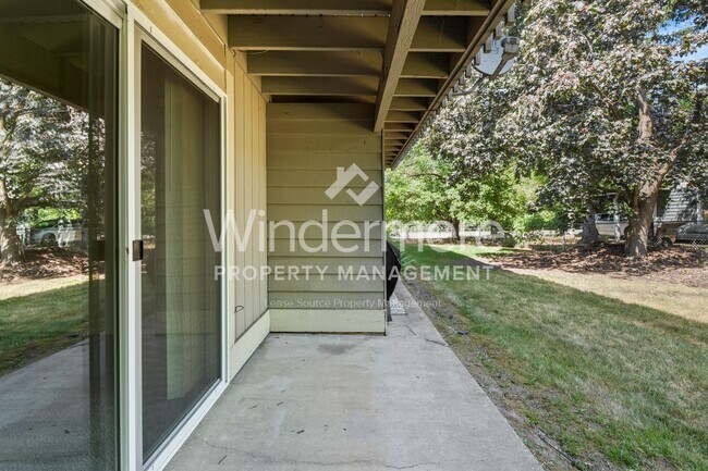 Photo - Beautiful and remodeled 1-Bedroom Apartmen... Unit #11