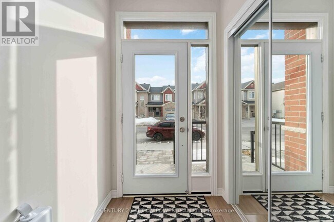 Photo - 2035 Seeley's Bay St