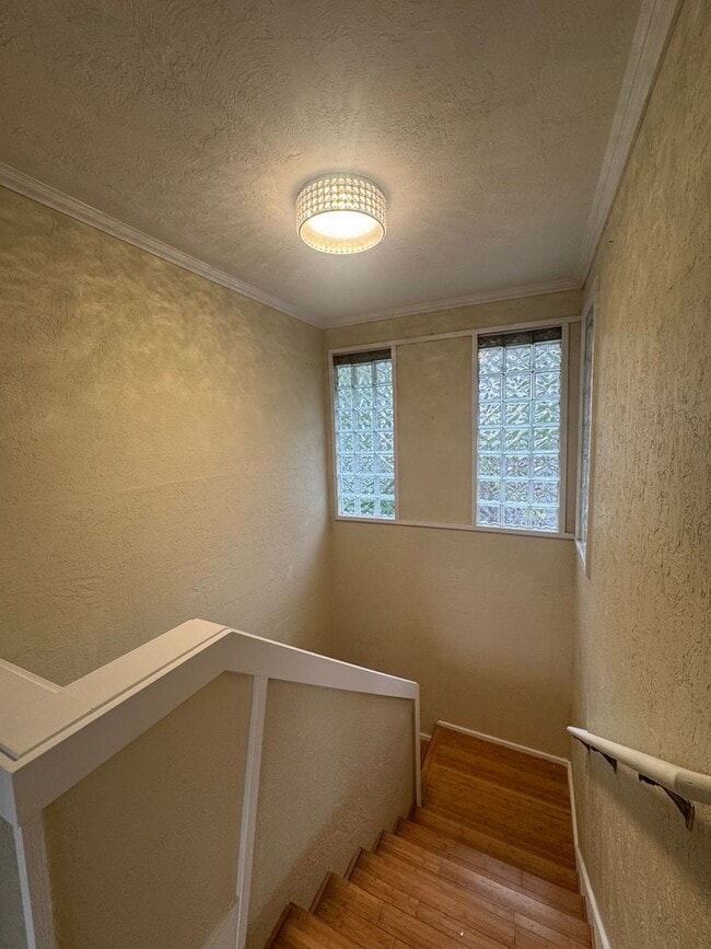 Photo - 5-Bed, 3-Bath in South Eugene