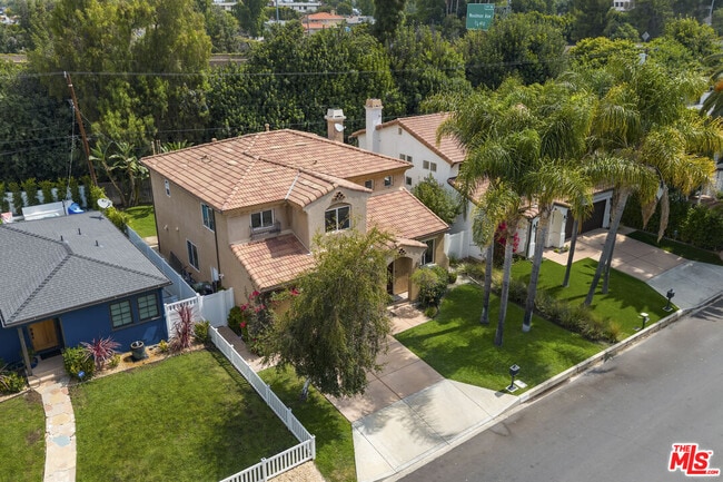 Photo - 14321 Hortense St