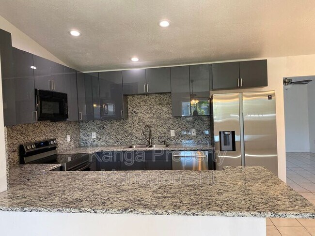 Photo - 757 NW Bayard Ave