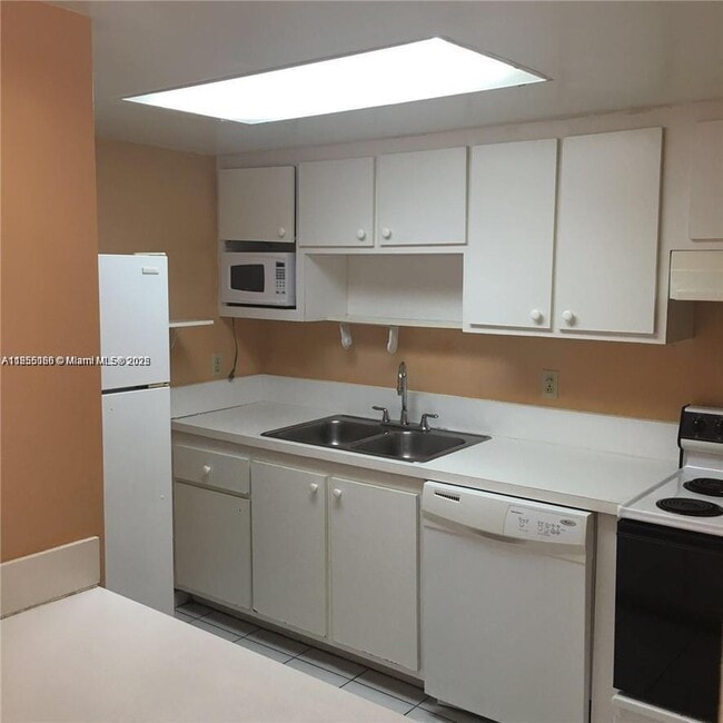 Photo - 802 NW 87th Ave Unit 517