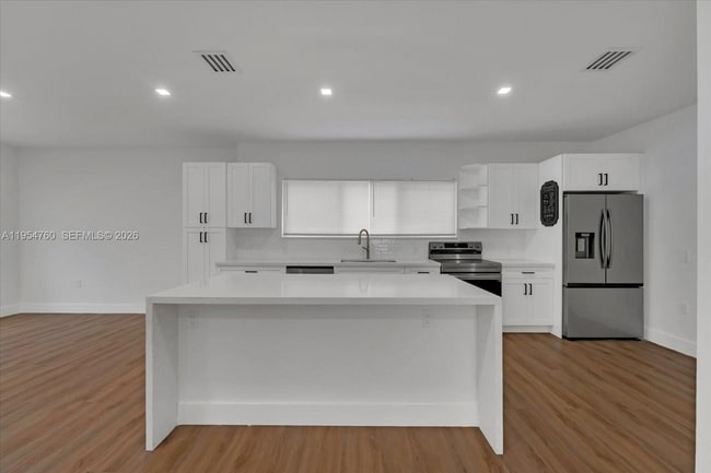 Photo - 1733 NW 16th St