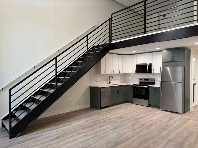 Photo - 1453 Maple Ave