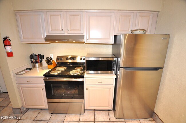 Photo - 3313 N 68th St Apartamento Unidad 227