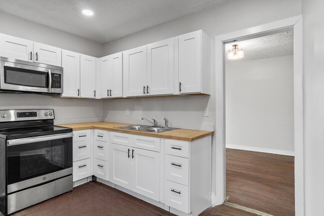 Photo - 3312 E 9th St Unit 3312