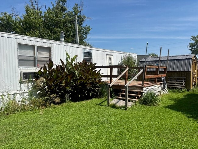 Photo - 475 Landis Ln