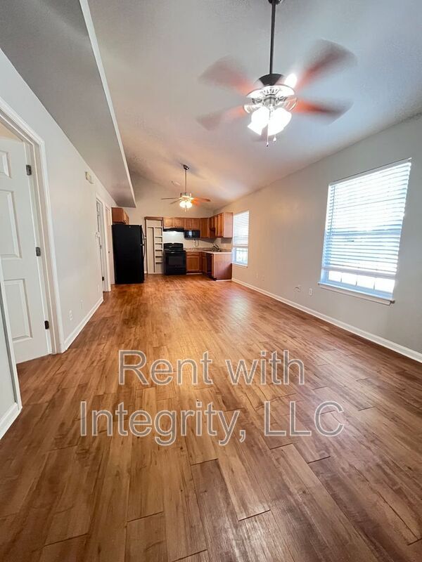 Photo - 315 E Jennings St Unit Apt 2