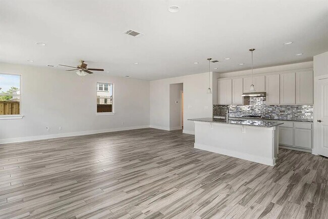 Photo - 1341 Salt Lick Dr